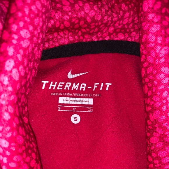 🚫SOLD🚫Women’s Like new Nike Therma-fit pink athletic hooded pullover size Small - Picture 5 of 5